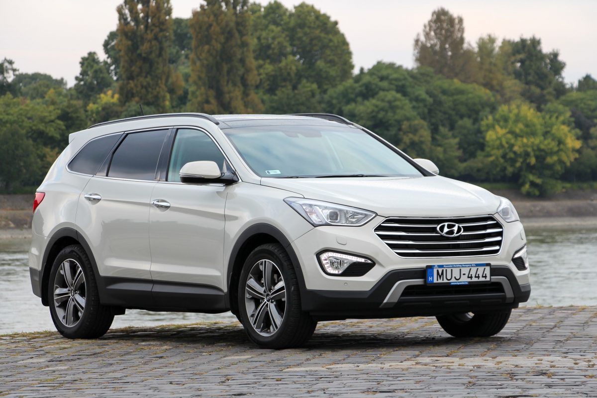 HYUNDAI SANTA FE