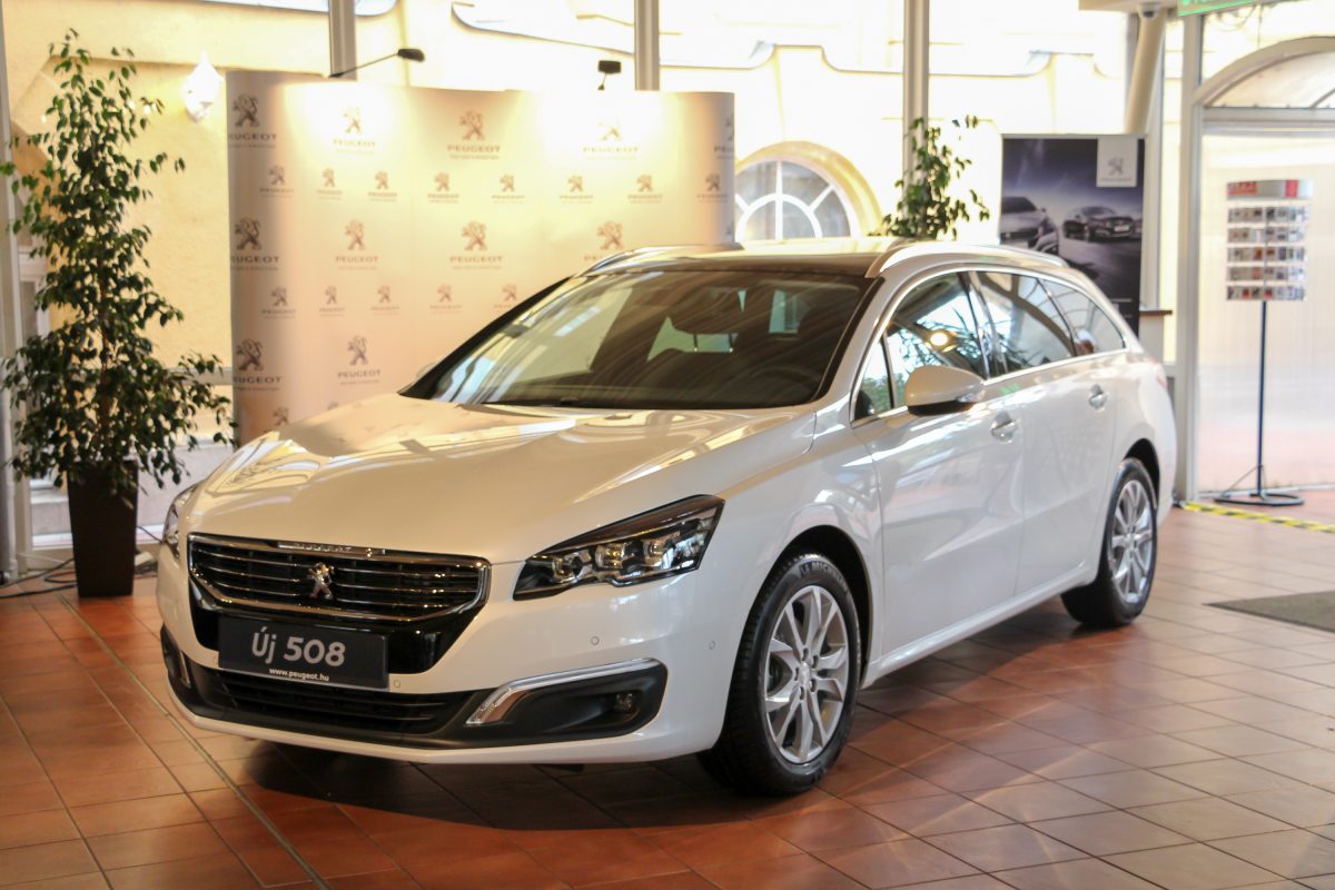 PEUGEOT 508