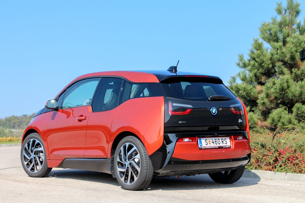 BMW I3