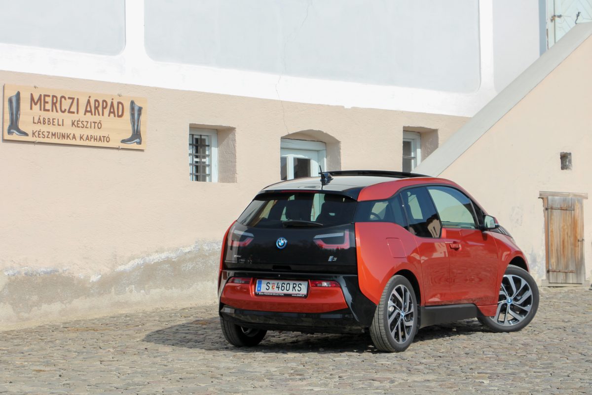 BMW I3