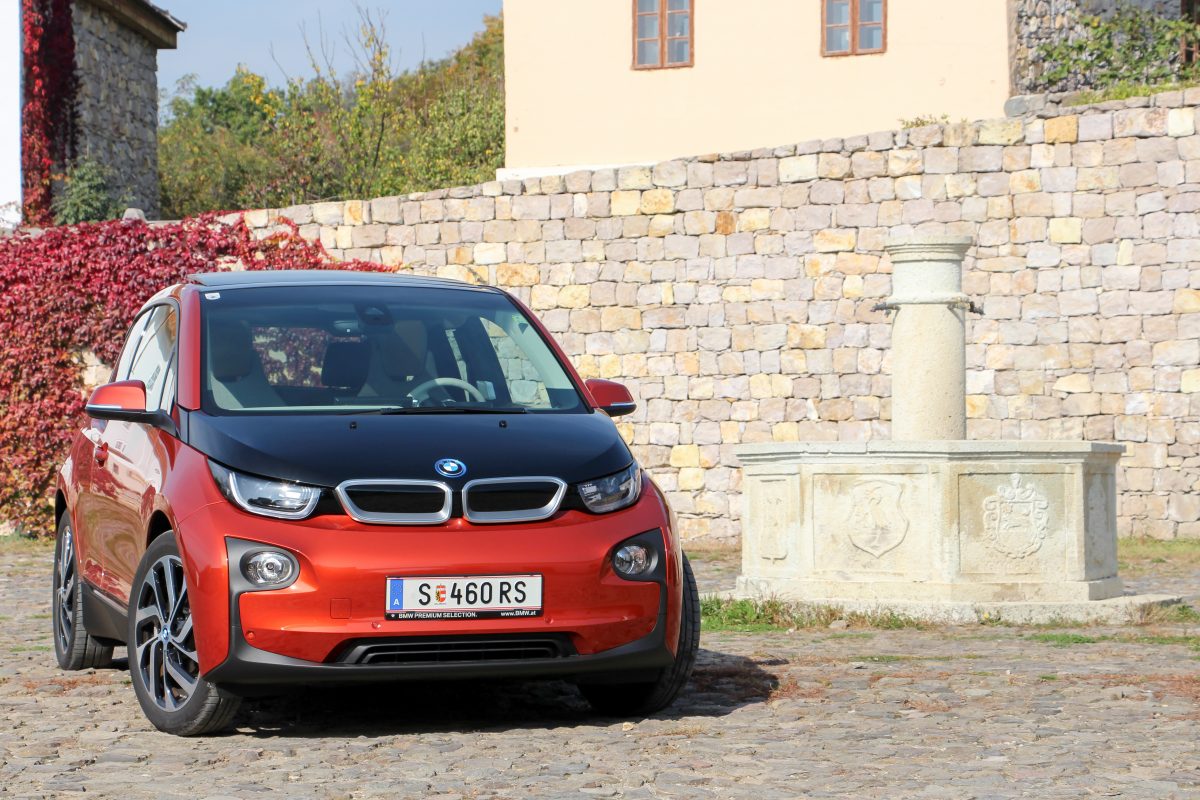 BMW I3
