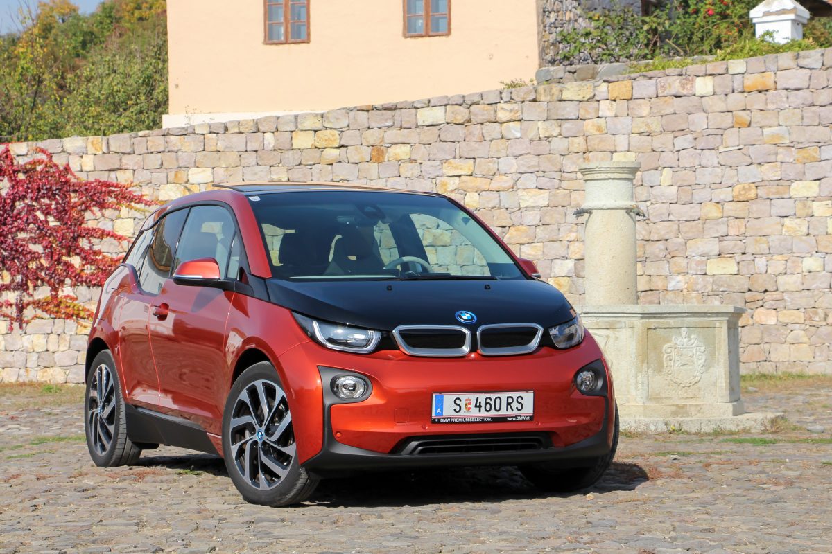 BMW I3