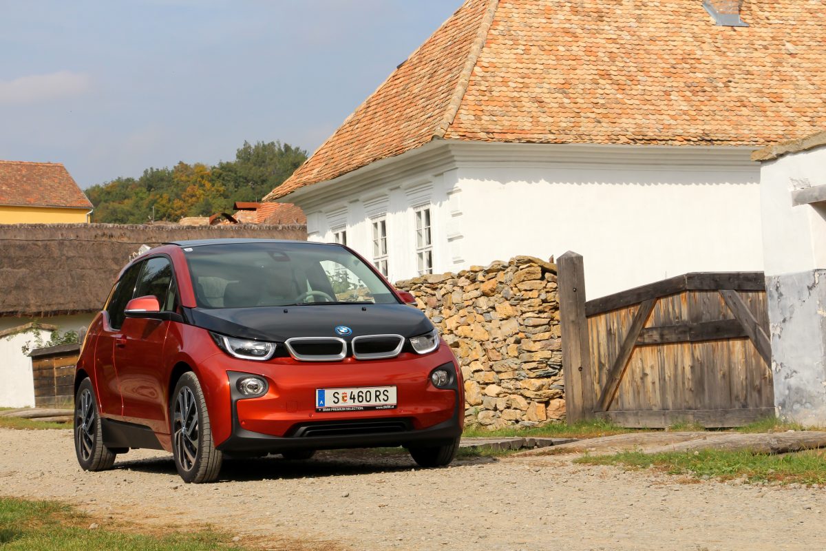 BMW I3