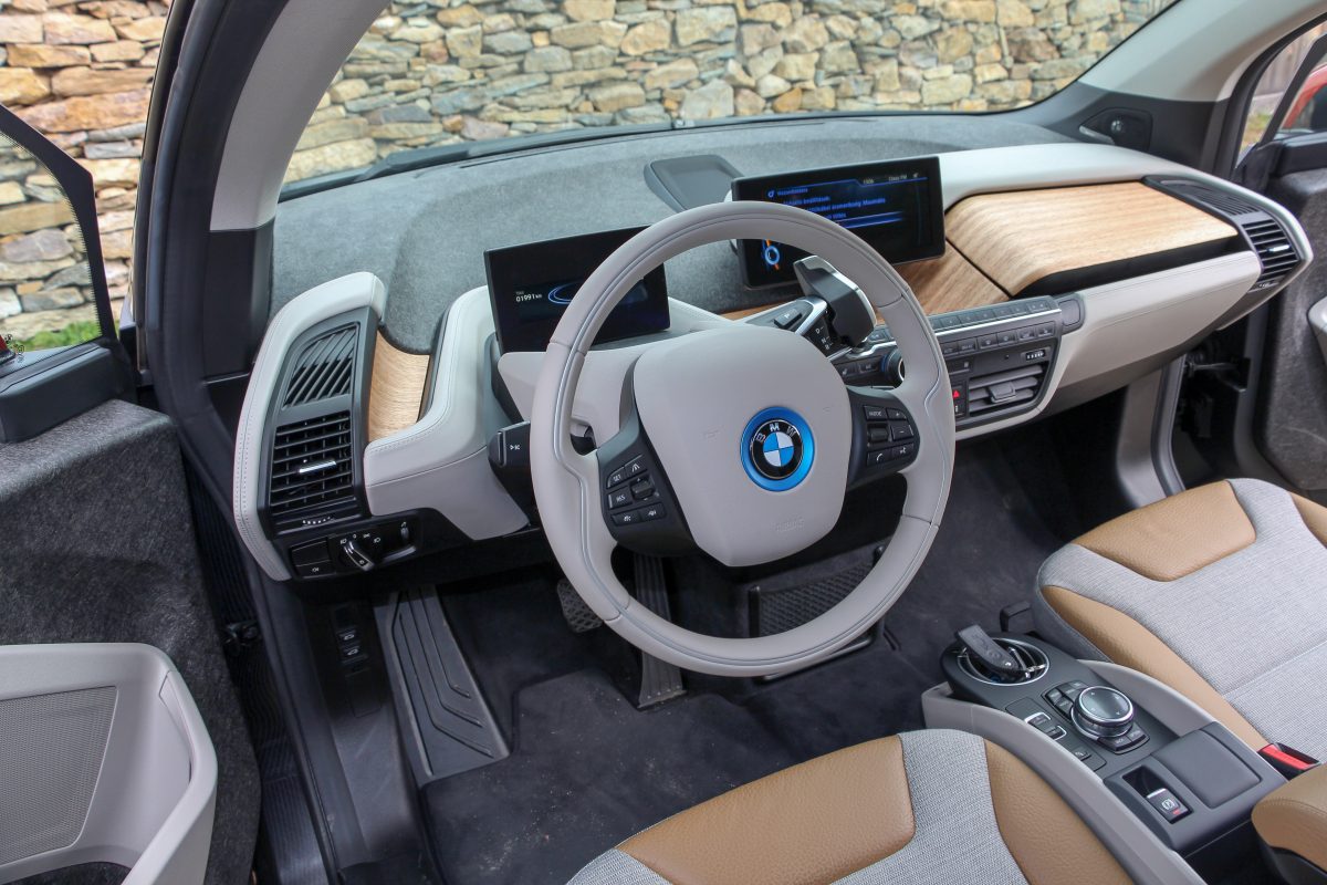 BMW I3