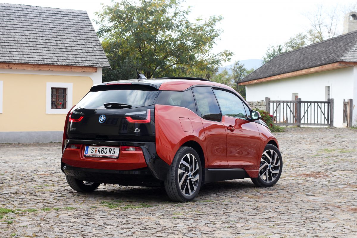 BMW I3