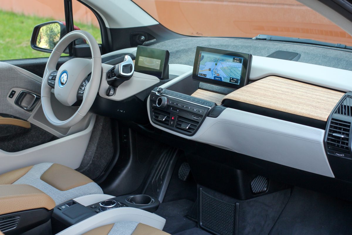BMW I3