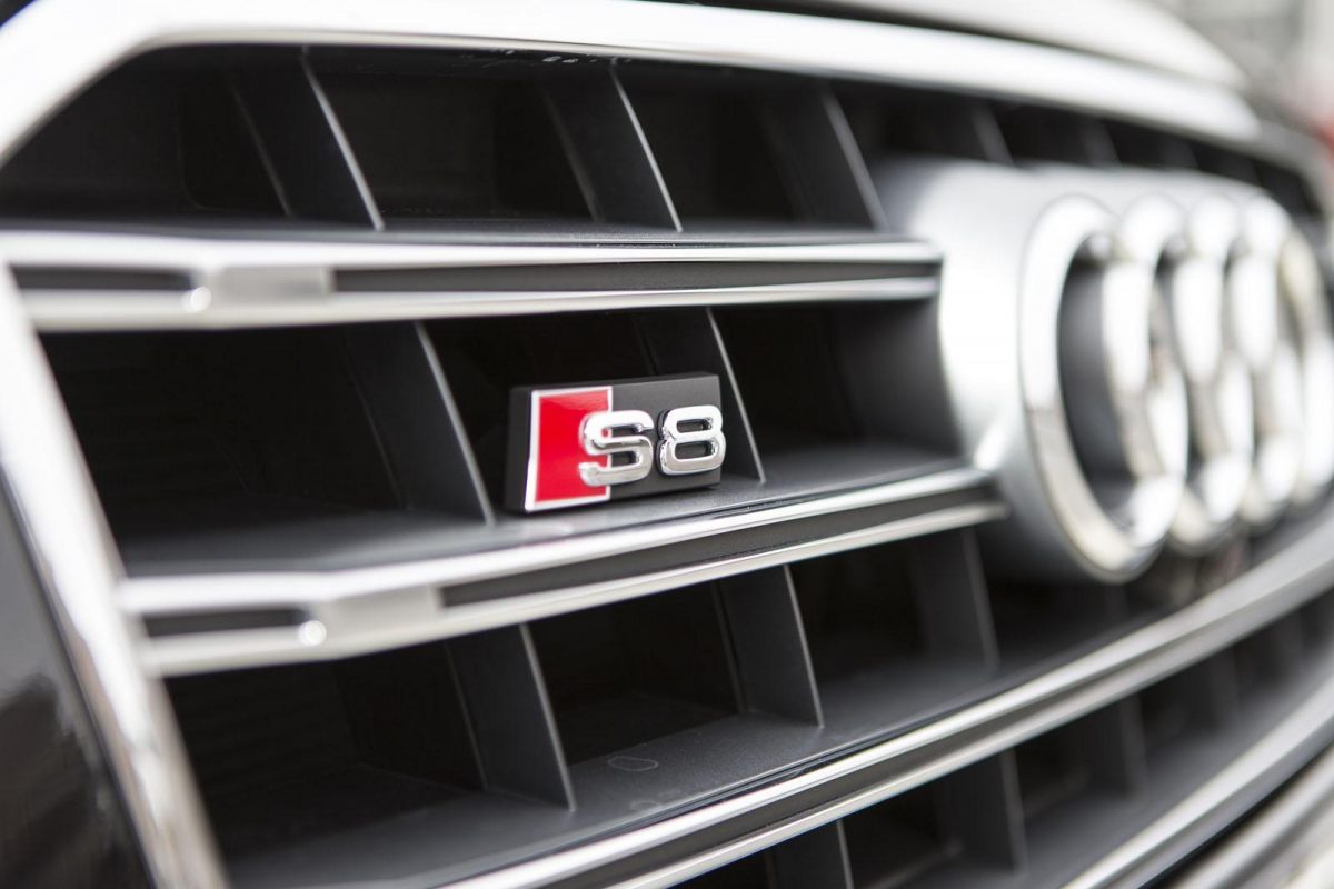 AUDI S8