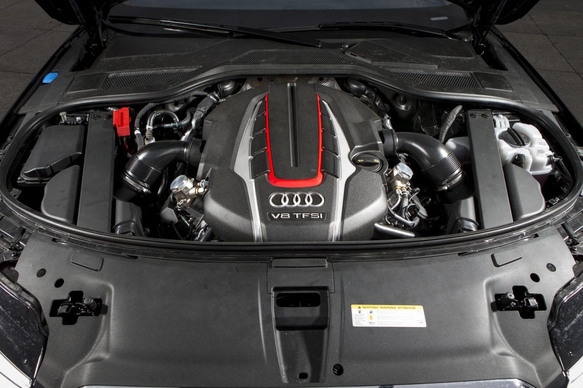 AUDI S8