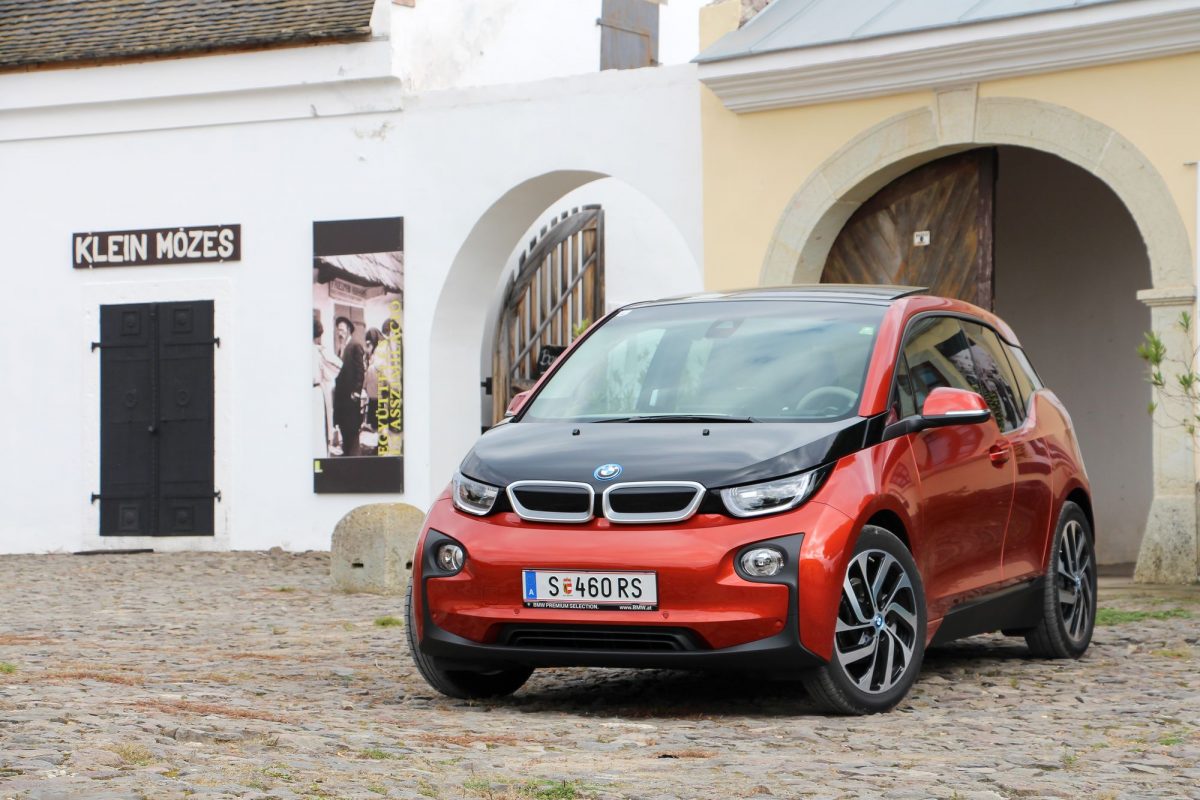BMW I3