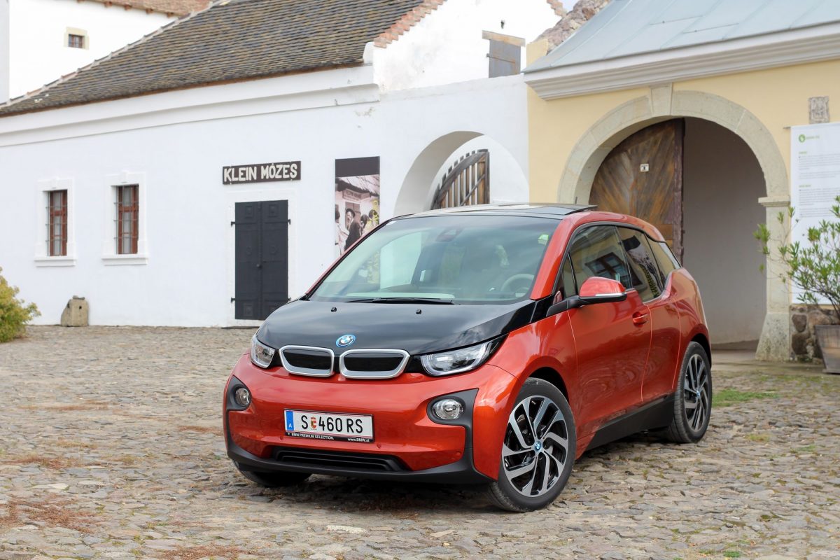 BMW I3