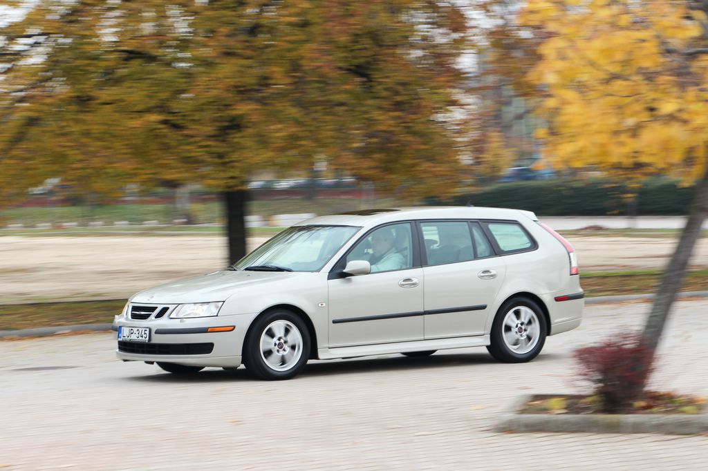 SAAB 9-3