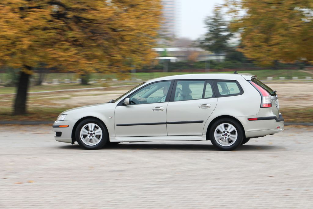 SAAB 9-3