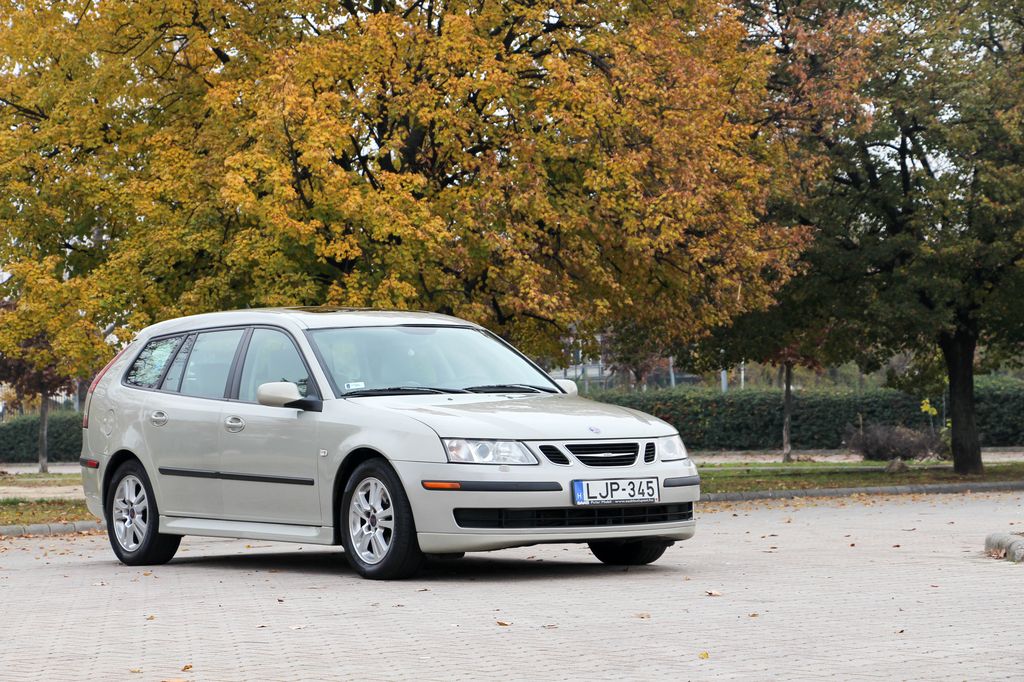 SAAB 9-3