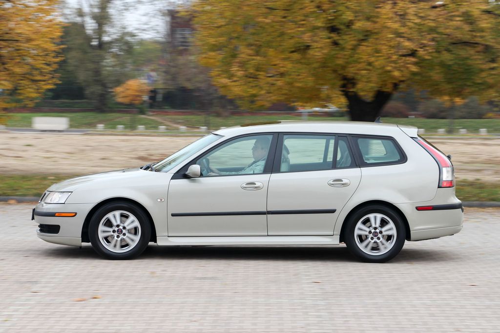 SAAB 9-3