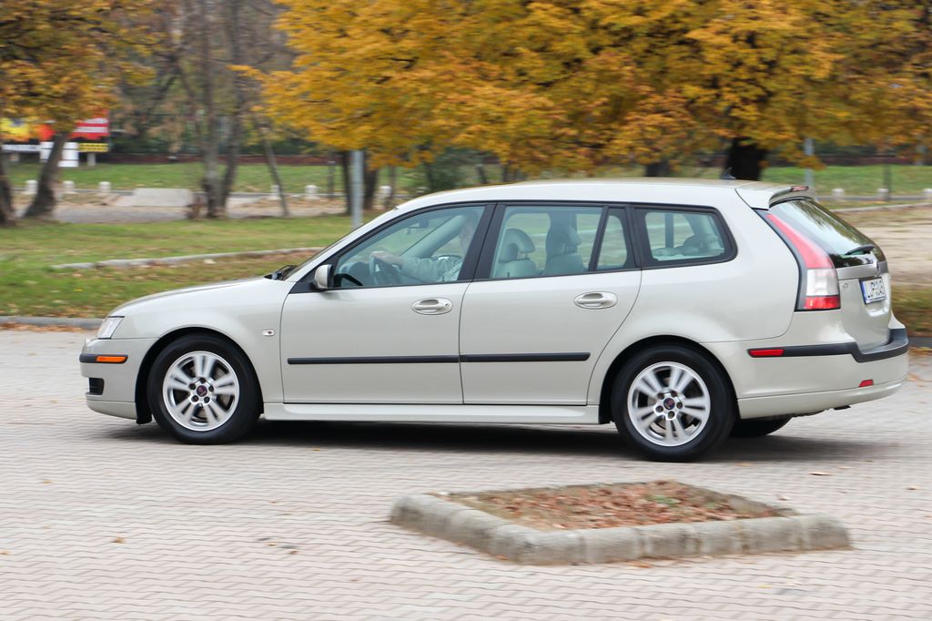 SAAB 9-3