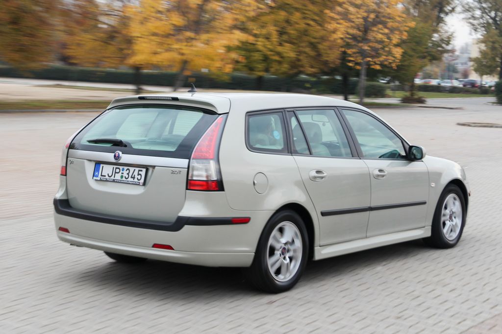 SAAB 9-3
