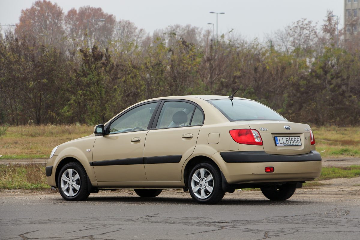 KIA RIO