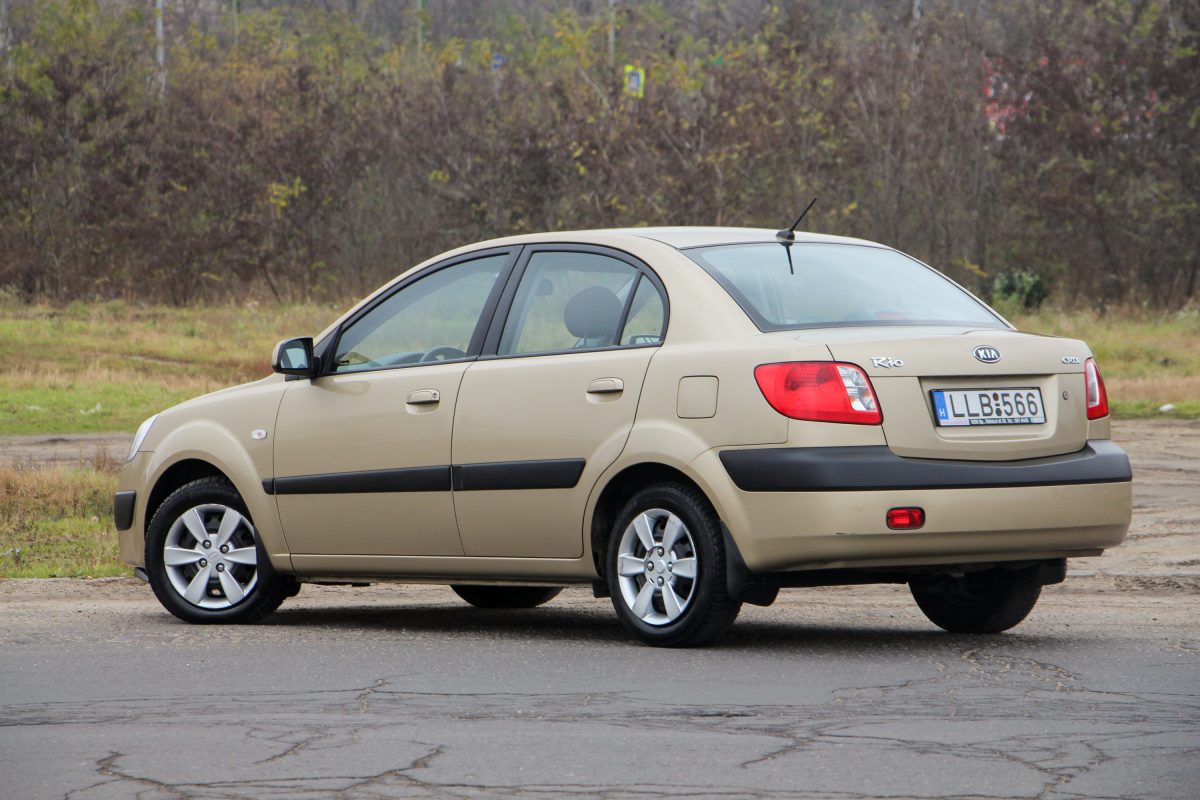KIA RIO