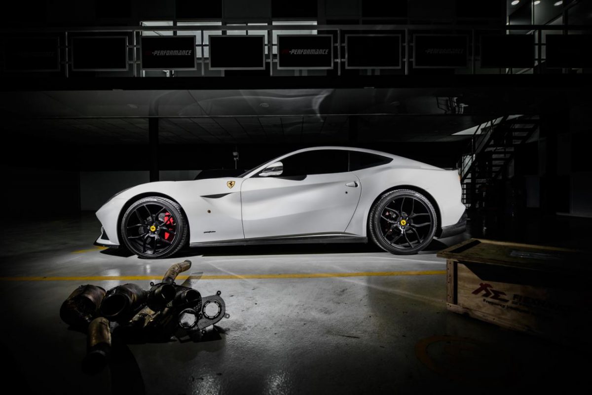FERRARI F12 BERLINETTA