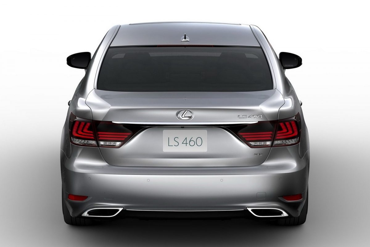 LEXUS LS