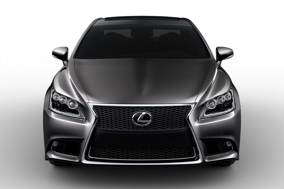 LEXUS LS