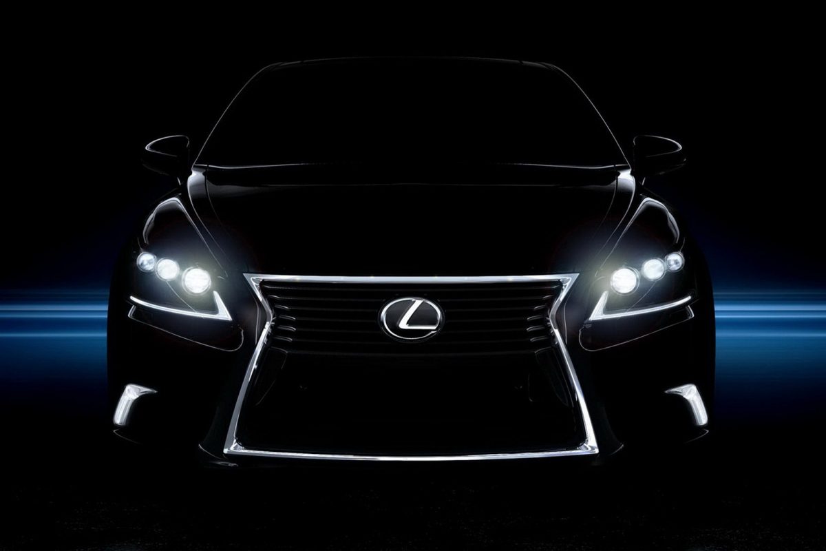LEXUS LS