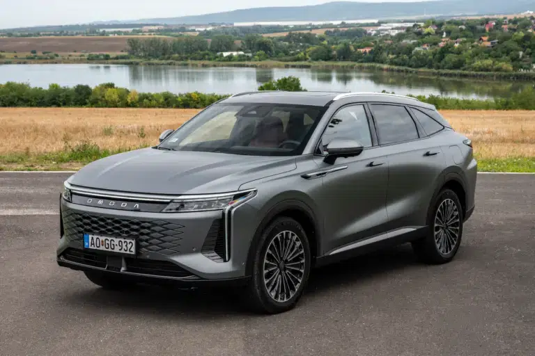 Tényleg német prémiumokra vadászik? – Omoda 9